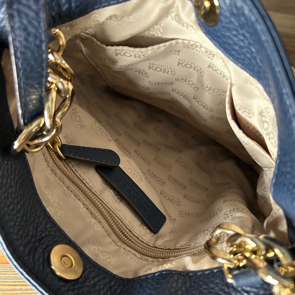 Michael‎ Michael Kors Navy blue Hamilton pebbled Leather Crossbody Bag Gold - Picture 6 of 13